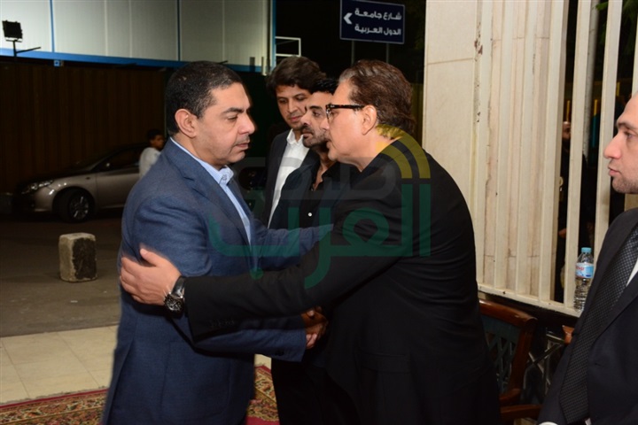 بالصور.. نجوم الفن يتوافدون على عزاء "بدر تيسير" بالصور.. نجوم الفن يتوافدون على عزاء "بدر تيسير"