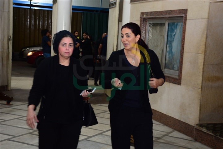 بالصور.. نجوم الفن يتوافدون على عزاء "بدر تيسير" بالصور.. نجوم الفن يتوافدون على عزاء "بدر تيسير"