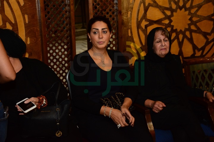 بالصور.. نجوم الفن يتوافدون على عزاء "بدر تيسير" بالصور.. نجوم الفن يتوافدون على عزاء "بدر تيسير"