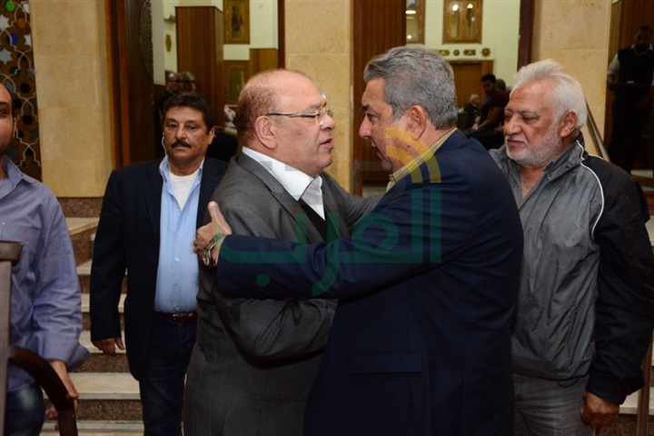 بالصور.. نجوم الفن يتوافدون على عزاء "بدر تيسير" بالصور.. نجوم الفن يتوافدون على عزاء "بدر تيسير"
