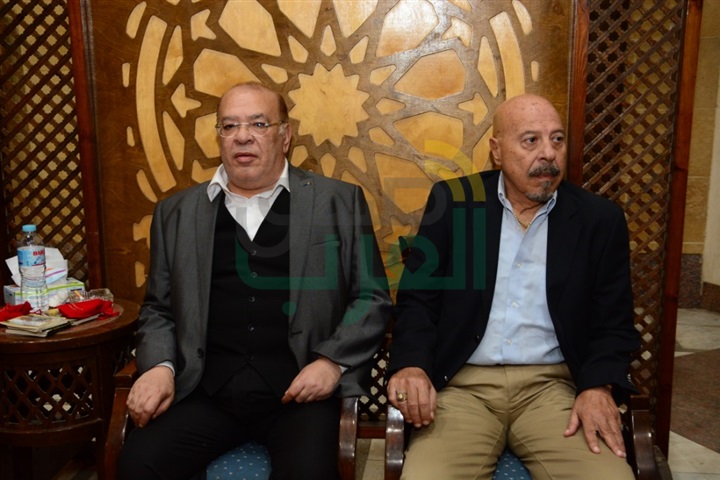 بالصور.. نجوم الفن يتوافدون على عزاء "بدر تيسير" بالصور.. نجوم الفن يتوافدون على عزاء "بدر تيسير"