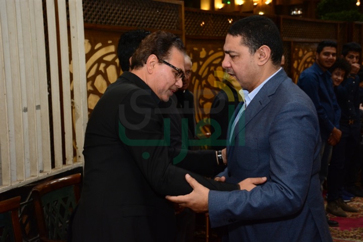 بالصور.. نجوم الفن يتوافدون على عزاء "بدر تيسير" بالصور.. نجوم الفن يتوافدون على عزاء "بدر تيسير"