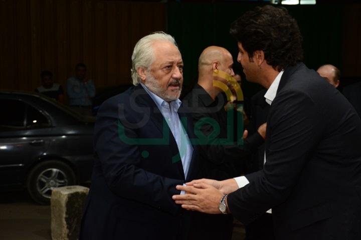 بالصور.. نجوم الفن يتوافدون على عزاء "بدر تيسير" بالصور.. نجوم الفن يتوافدون على عزاء "بدر تيسير"