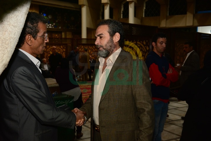 بالصور.. نجوم الفن يتوافدون على عزاء "بدر تيسير" بالصور.. نجوم الفن يتوافدون على عزاء "بدر تيسير"