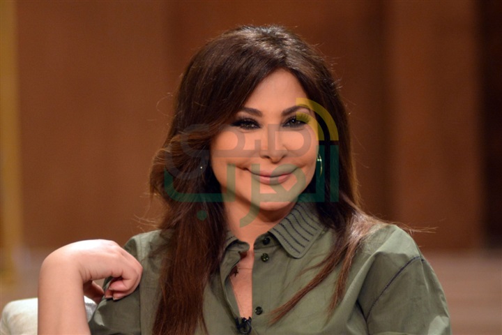 بالصور.. كواليس اللقاء الحصري لـ اليسا عقب شفائها من سرطان الثدي "في معكم ..منى الشاذلي" بالصور.. كواليس اللقاء الحصري لـ اليسا عقب شفائها من سرطان الثدي "في معكم ..منى الشاذلي"