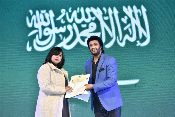 بالصور.. حفل ختام مهرجان الفنون والفولكلور الأفروصيني بدار المدرعات بالصور.. حفل ختام مهرجان الفنون والفولكلور الأفروصيني بدار المدرعات