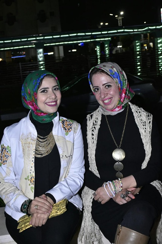 بالصور.. حفل ختام مهرجان الفنون والفولكلور الأفروصيني بدار المدرعات بالصور.. حفل ختام مهرجان الفنون والفولكلور الأفروصيني بدار المدرعات