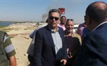 بالصور.. وزير النقل يتفقد مشروع كوبري كلابشة الجديد في أسوان