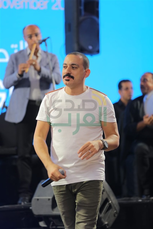 بالصور ... الظهور الاول لـ "دياب" بعد زواجه فى حفل لأحد شركات الطيران بالصور ... الظهور الاول لـ "دياب" بعد زواجه فى حفل لأحد شركات الطيران