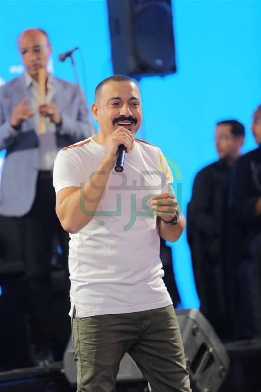 بالصور ... الظهور الاول لـ "دياب" بعد زواجه فى حفل لأحد شركات الطيران بالصور ... الظهور الاول لـ "دياب" بعد زواجه فى حفل لأحد شركات الطيران
