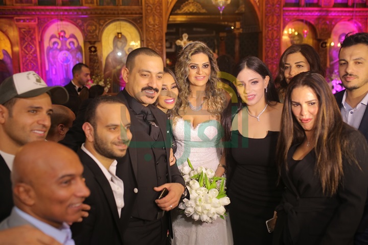 بالصور.. نجوم الفن والأغنية والمشاهير يحتفلون بزفاف "ميرا وبيتر" بالصور.. نجوم الفن والأغنية والمشاهير يحتفلون بزفاف "ميرا وبيتر"