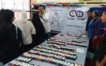 أولادنا في عنينا توزع 256 نظارة طبية بمدرسة الشهداء بسوهاج