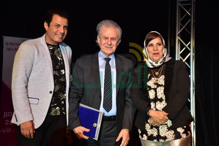 بالصور.. تكريم نجوم الفن والصحافة والمجتمع في مهرجان "بالشباب تحيا الأمم" بدورته الثانية بالصور.. تكريم نجوم الفن والصحافة والمجتمع في مهرجان "بالشباب تحيا الأمم" بدورته الثانية