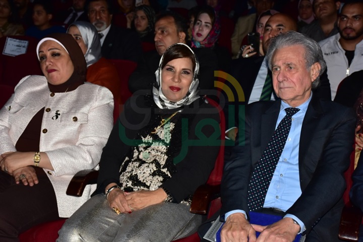 بالصور.. تكريم نجوم الفن والصحافة والمجتمع في مهرجان "بالشباب تحيا الأمم" بدورته الثانية بالصور.. تكريم نجوم الفن والصحافة والمجتمع في مهرجان "بالشباب تحيا الأمم" بدورته الثانية