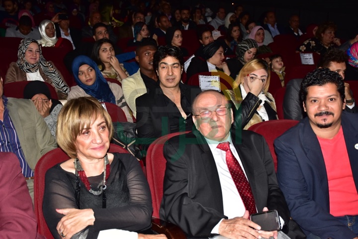 بالصور.. تكريم نجوم الفن والصحافة والمجتمع في مهرجان "بالشباب تحيا الأمم" بدورته الثانية بالصور.. تكريم نجوم الفن والصحافة والمجتمع في مهرجان "بالشباب تحيا الأمم" بدورته الثانية