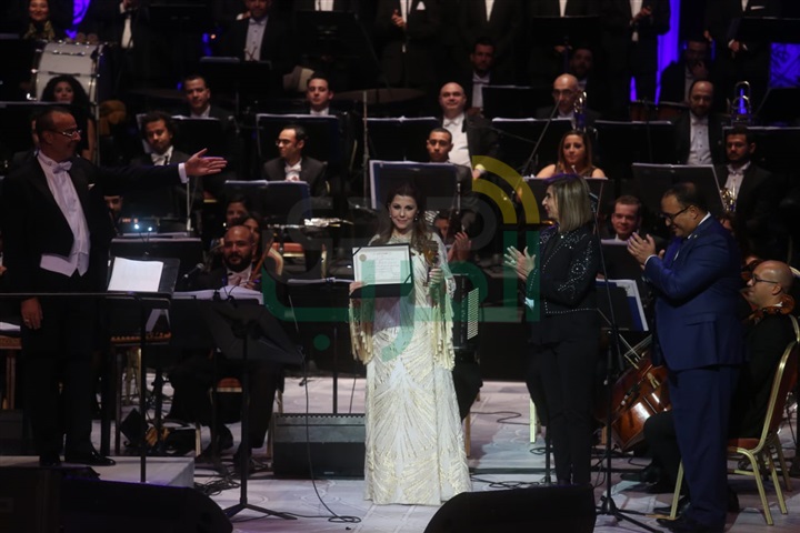 مهرجان ومؤتمر الموسيقى العربية يطوى الصفحة الأخيرة من إصداره الـ27 مهرجان ومؤتمر الموسيقى العربية يطوى الصفحة الأخيرة من إصداره الـ27