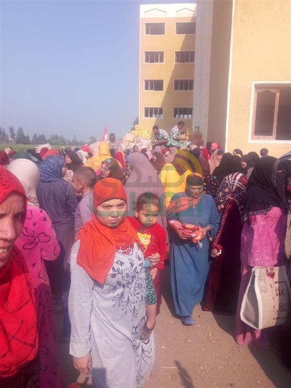 بالصور.. "مستقبل وطن" يواصل اطلاق القوافل الخدمية لمواطني كفر الشيخ
