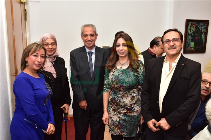 بالصور.. "المصرية لنقاد السينما" تكرم هاني عبد ربه بمناسبة عيدها الخامس والأربعون بالصور.. "المصرية لنقاد السينما" تكرم هاني عبد ربه بمناسبة عيدها الخامس والأربعون