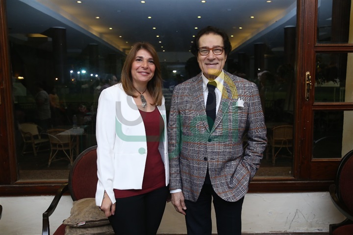 بالصور.. انتهاء ندوة فاروق حسني بصالون إحسان عبدالقدوس بالصور.. انتهاء ندوة فاروق حسني بصالون إحسان عبدالقدوس
