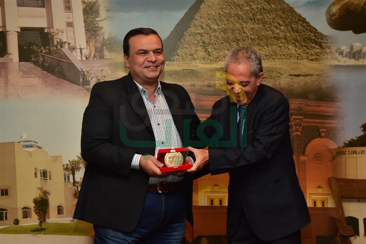 بالصور.. "المصرية لنقاد السينما" تكرم هاني عبد ربه بمناسبة عيدها الخامس والأربعون بالصور.. "المصرية لنقاد السينما" تكرم هاني عبد ربه بمناسبة عيدها الخامس والأربعون