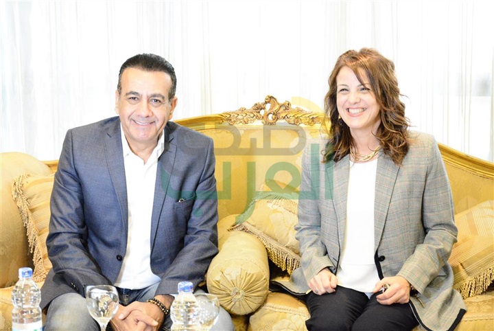 بالصور.. جامعة عين شمس تستضيف أسامة منير بحضور الألاف من الطلبة بالصور.. جامعة عين شمس تستضيف أسامة منير بحضور الألاف من الطلبة