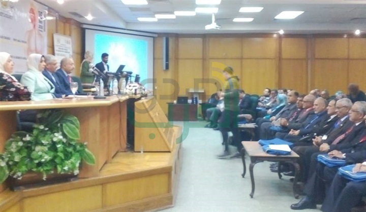 ميرفت عسكر تفتتح أعمال المؤتمر السنوي الثامن لوحدة الجهاز الهضمي والكبد بطب الزقازيق