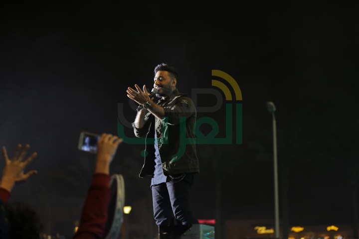 بالصور.. تامر حسني يتألق بحفل عالمي احتفالا بنجاح "عيش بشوقك" بالصور.. تامر حسني يتألق بحفل عالمي احتفالا بنجاح "عيش بشوقك"