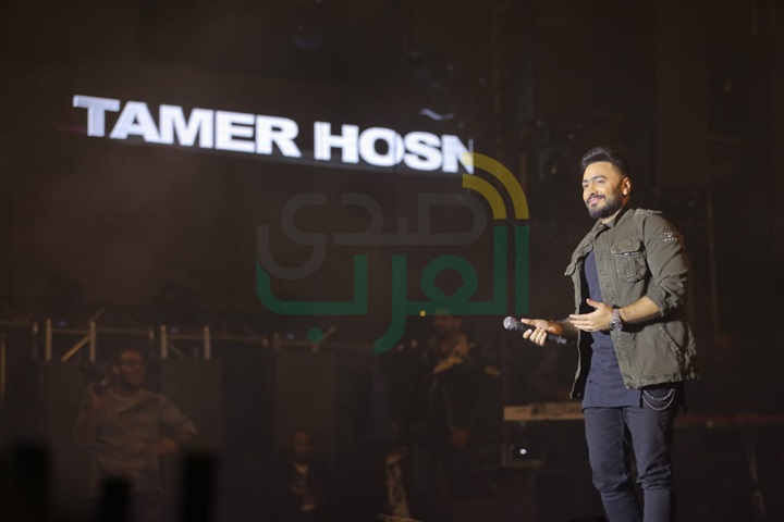 بالصور.. تامر حسني يتألق بحفل عالمي احتفالا بنجاح "عيش بشوقك" بالصور.. تامر حسني يتألق بحفل عالمي احتفالا بنجاح "عيش بشوقك"
