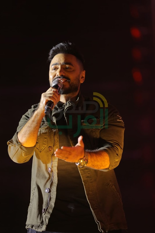 بالصور.. تامر حسني يتألق بحفل عالمي احتفالا بنجاح "عيش بشوقك" بالصور.. تامر حسني يتألق بحفل عالمي احتفالا بنجاح "عيش بشوقك"