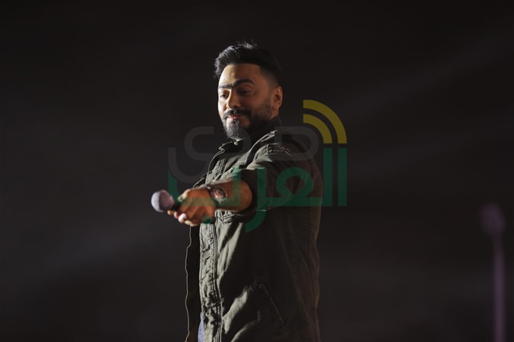 بالصور.. تامر حسني يتألق بحفل عالمي احتفالا بنجاح "عيش بشوقك" بالصور.. تامر حسني يتألق بحفل عالمي احتفالا بنجاح "عيش بشوقك"
