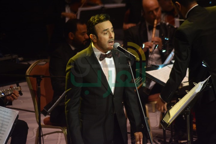 بالصور.. صابر الرباعي يشعل حفل مهرجان الموسيقي العربية 
