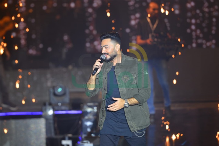 بالصور.. تامر حسني يتألق بحفل عالمي احتفالا بنجاح "عيش بشوقك" بالصور.. تامر حسني يتألق بحفل عالمي احتفالا بنجاح "عيش بشوقك"