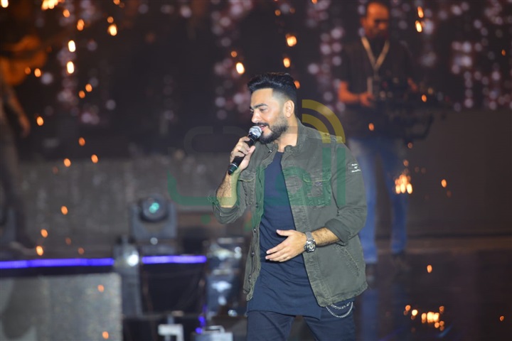بالصور.. تامر حسني يتألق بحفل عالمي احتفالا بنجاح "عيش بشوقك" بالصور.. تامر حسني يتألق بحفل عالمي احتفالا بنجاح "عيش بشوقك"