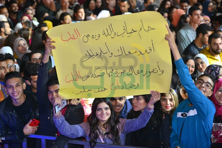 بالصور.. تامر حسني يتألق بحفل عالمي احتفالا بنجاح "عيش بشوقك" بالصور.. تامر حسني يتألق بحفل عالمي احتفالا بنجاح "عيش بشوقك"