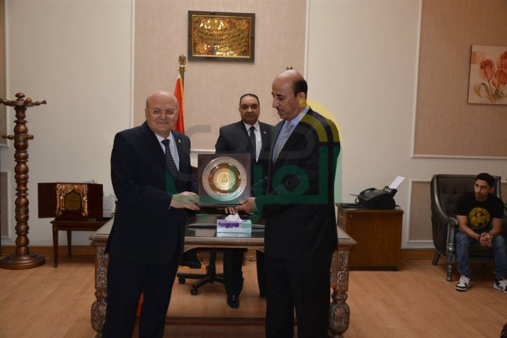 رئيس جامعة الزقازيق يستقبل الملحق الثقافي السعودي