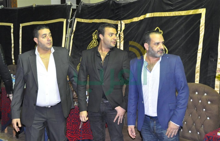 بالصور.. رامي صبري يشارك في تلقي عزاء والدة أيمن نابليون بحضور مشاهير المجتمع بالصور.. رامي صبري يشارك في تلقي عزاء والدة أيمن نابليون بحضور مشاهير المجتمع