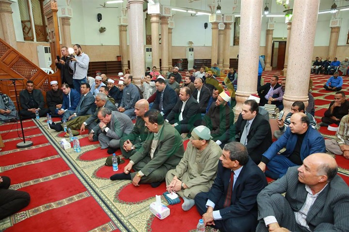 شاهد.. محافظ كفرالشيخ يشهد احتفال الأوقاف بالمولد النبوي