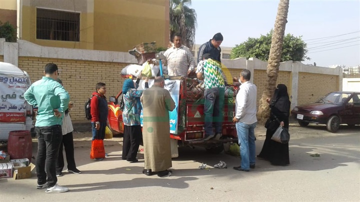 بالصور.. مستقبل وطن يواصل الدفع بقوافل السلع الغذائية في كفر الشيخ بالصور.. مستقبل وطن يواصل الدفع بقوافل السلع الغذائية في كفر الشيخ
