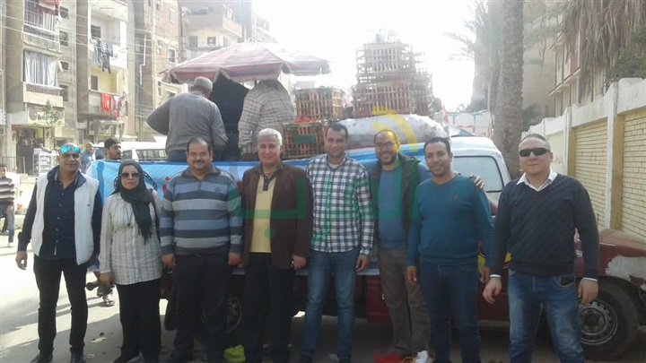 بالصور.. مستقبل وطن يواصل الدفع بقوافل السلع الغذائية في كفر الشيخ بالصور.. مستقبل وطن يواصل الدفع بقوافل السلع الغذائية في كفر الشيخ