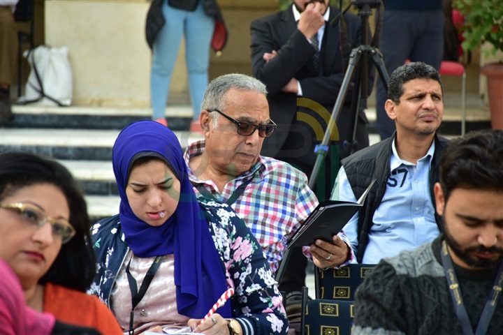 بالصور.. ندوة الفنان حسن حسني علي هامش مهرجان القاهرة السينمائي بالصور.. ندوة الفنان حسن حسني علي هامش مهرجان القاهرة السينمائي