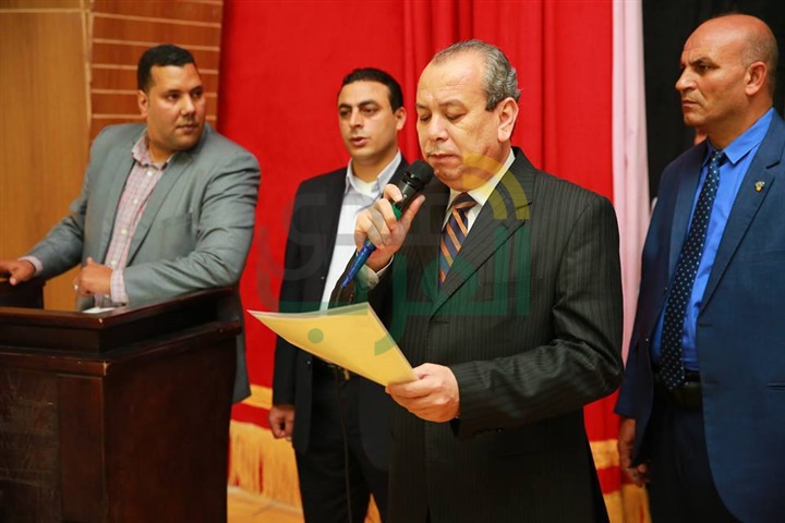 1378 عضوا بلجان المساءلة المجتمعية في "تكافل وكرامة" يؤدون القسم أمام محافظ كفر الشيخ