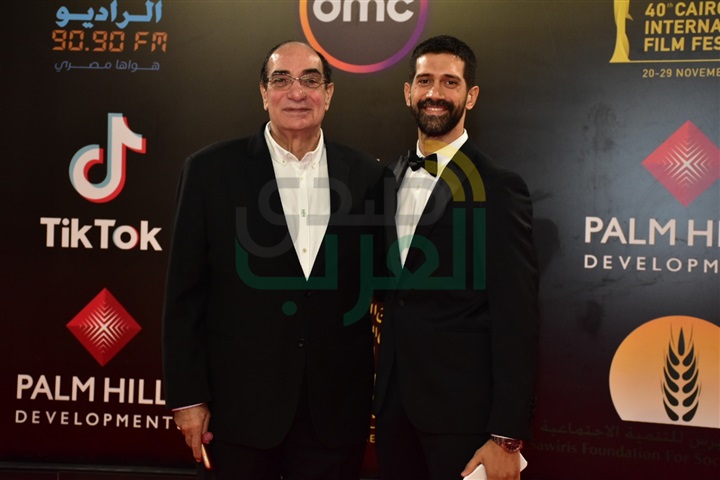 بالصور.. لبلبة وهيدي كرم يحضرون عرض فيلم "لا أحد هناك" بالصور.. لبلبة وهيدي كرم يحضرون عرض فيلم "لا أحد هناك"