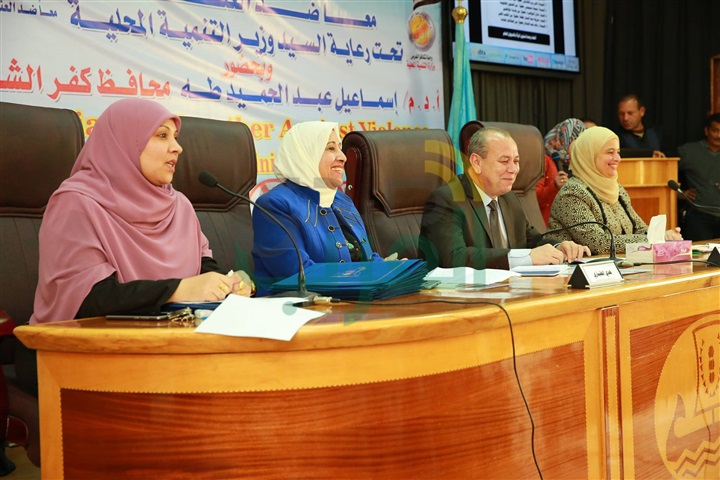 بالصور..محافظ كفر الشيخ يطلق حملة لمناهضة العنف ضد المرأة 
