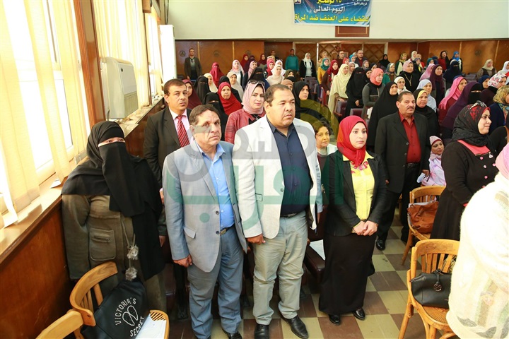 شاهد.. محافظ كفر الشيخ: العنف ضد المرأة مخالف لجميع الأديان والشرائع السماوية