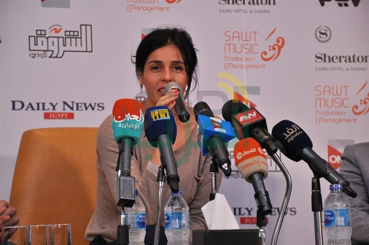بالصور.. مؤتمر صحفي للمطربه الجزائريه سعاد ماسي بالصور.. مؤتمر صحفي للمطربه الجزائريه سعاد ماسي