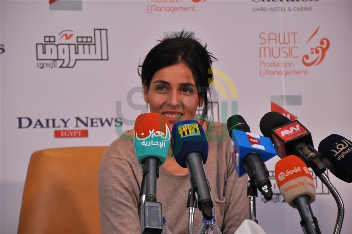 بالصور.. مؤتمر صحفي للمطربه الجزائريه سعاد ماسي بالصور.. مؤتمر صحفي للمطربه الجزائريه سعاد ماسي