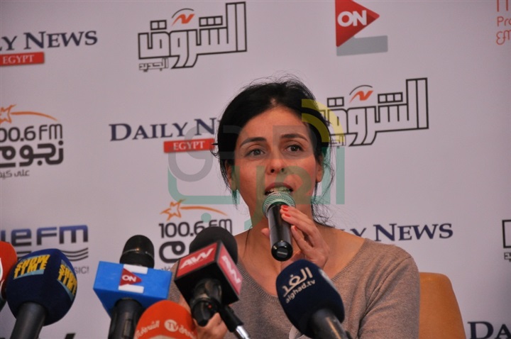 بالصور.. مؤتمر صحفي للمطربه الجزائريه سعاد ماسي بالصور.. مؤتمر صحفي للمطربه الجزائريه سعاد ماسي