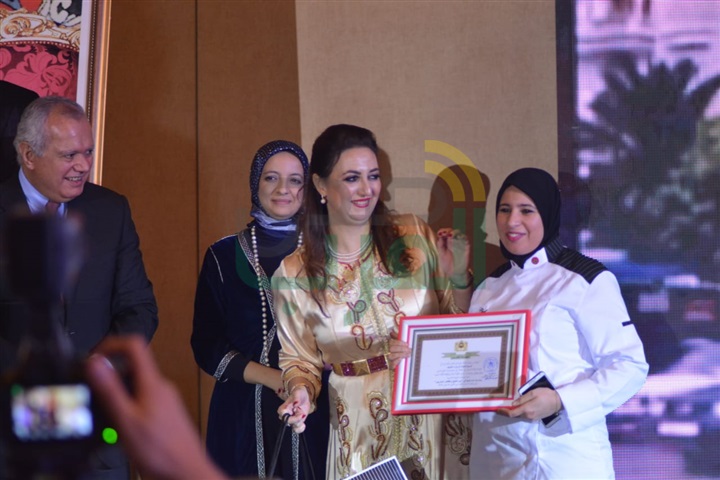 بالصور .. السفارة المغربية تحتفل بيوم الطبخ والقطان المغربيين بحضور السفراء ونجوم الفن والمشاهير بالصور .. السفارة المغربية تحتفل بيوم الطبخ والقطان المغربيين بحضور السفراء ونجوم الفن والمشاهير