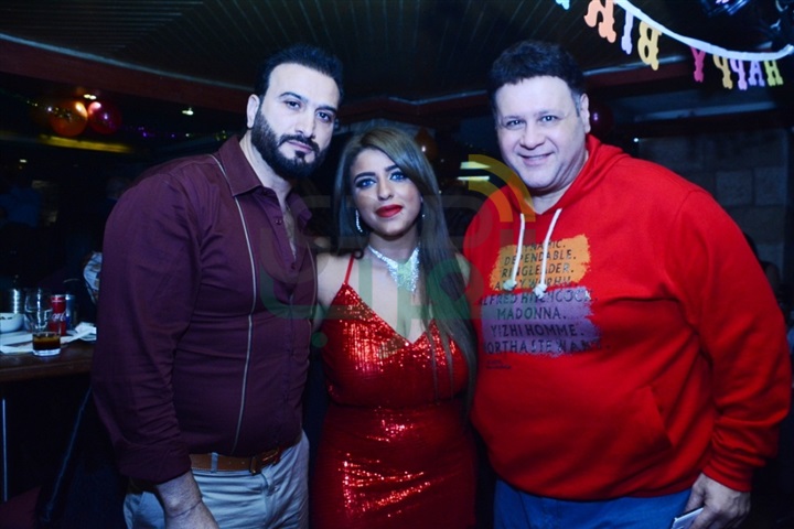 بالصور.. احتفل المطرب السوري ماجد الصافي بعيد ميلاد زوجته لينا بحضور سميرغانم وليلى غفران بالصور.. احتفل المطرب السوري ماجد الصافي بعيد ميلاد زوجته لينا بحضور سميرغانم وليلى غفران