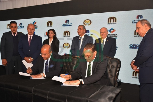 وزير التموين ومحافظ الشرقية يضعان حجر الأساس لتنفيذ أكبر مشروع لإقامة منطقة تجارية وسكنية متكاملة بالزقازيق
